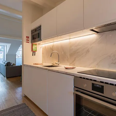 Apartamento Lovelystay - With Castle View