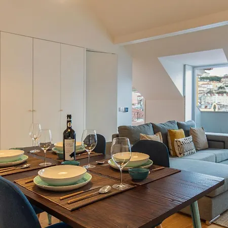 Lovelystay - With Castle View * Lisboa